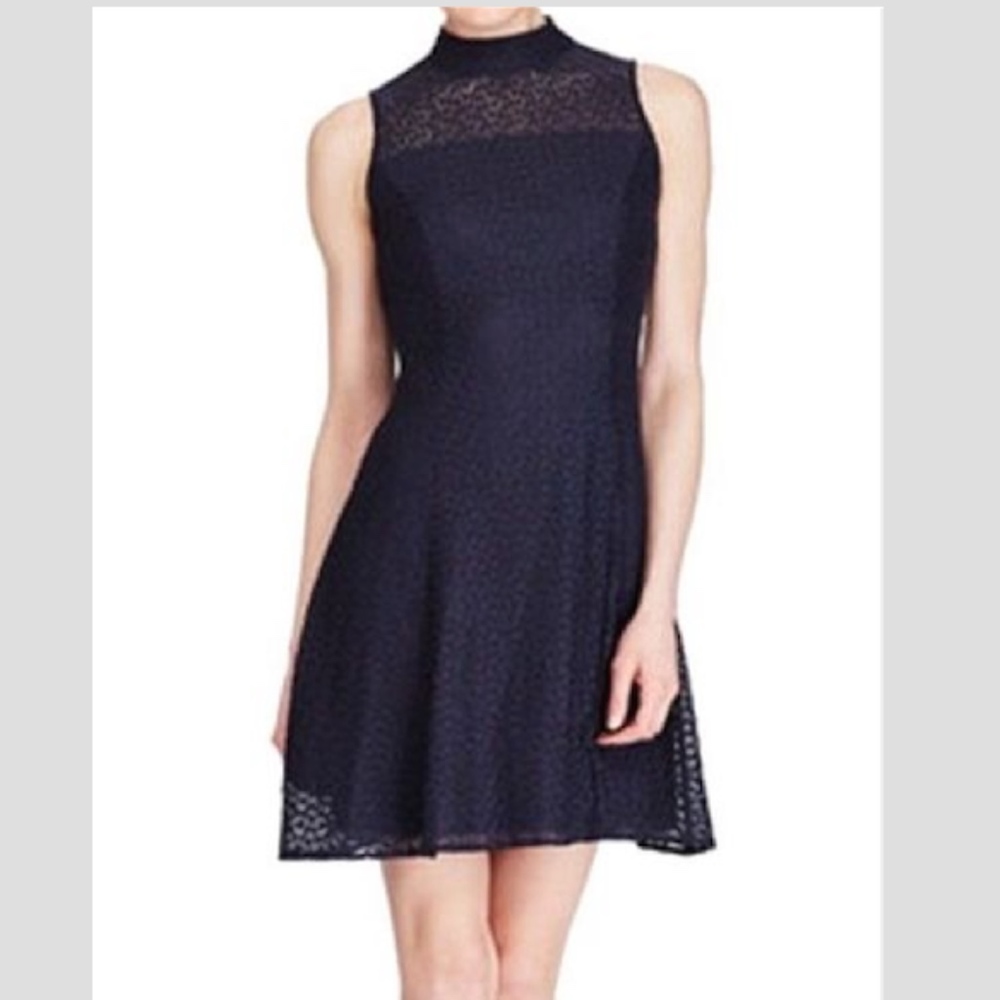 Lace Fit & Flare Zippered Dress size